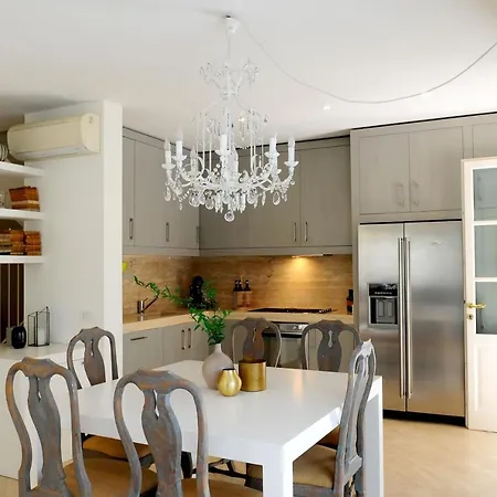 Olive Dei Marmi Forte dei Marmi