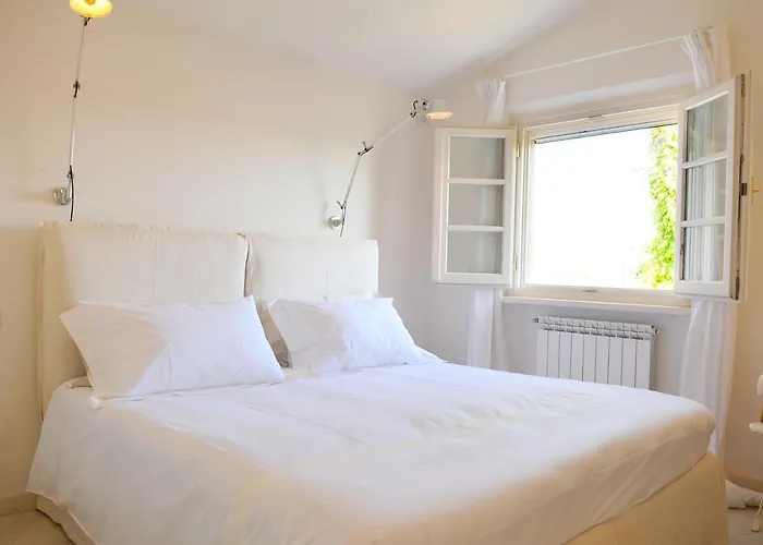 Olive Dei Marmi フォルテ・デイ・マルミ