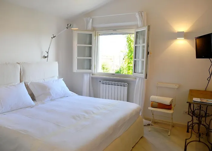 Olive Dei Marmi Semesterbostad