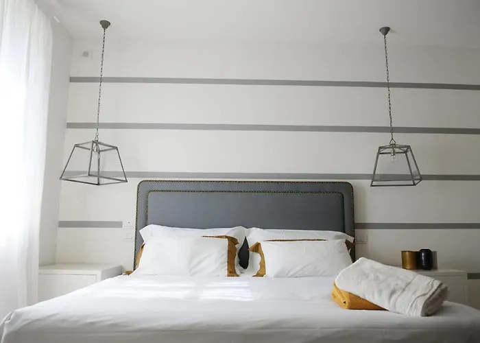 Olive Dei Marmi Forte dei Marmi