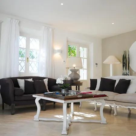 Olive Dei Marmi Forte dei Marmi